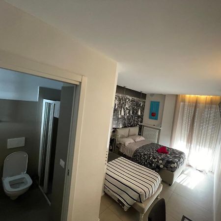 Smile Accomodation Sarre Zewnętrze zdjęcie